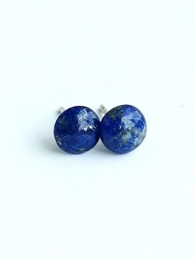 Lapis lazuli stud earrings on Sterling Silver 🆕